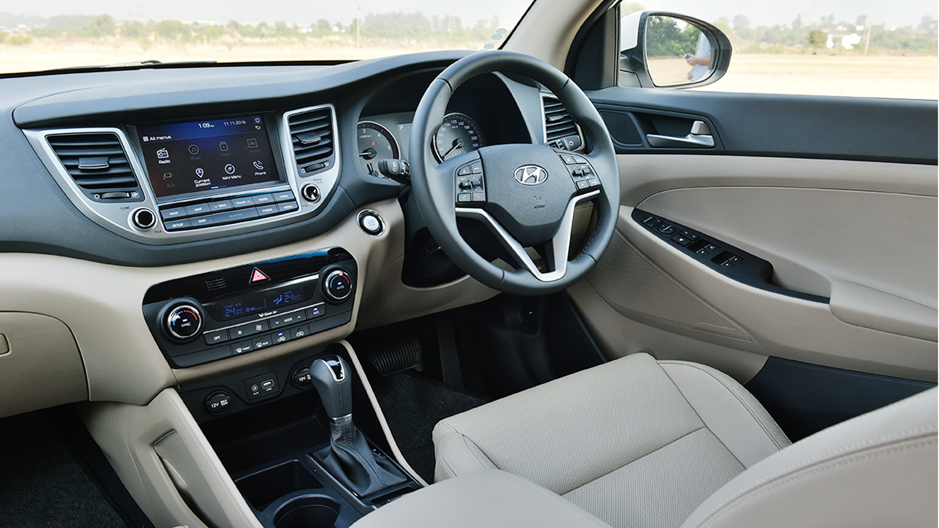 Hyundai Tucson 2016 Diesel Interior